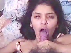 Lots of cumshots in her Indian mouth